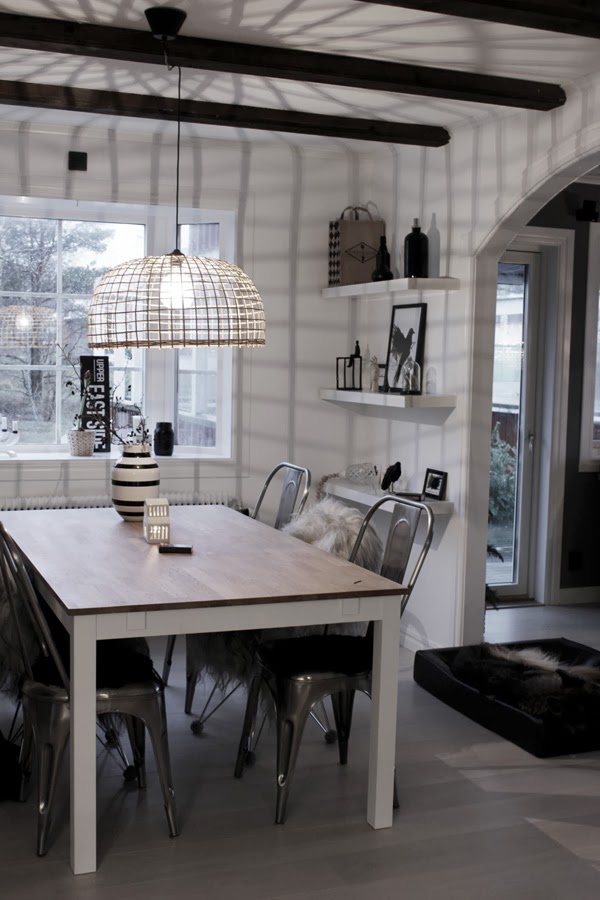 Дом в Швеции. Кухня-столовая